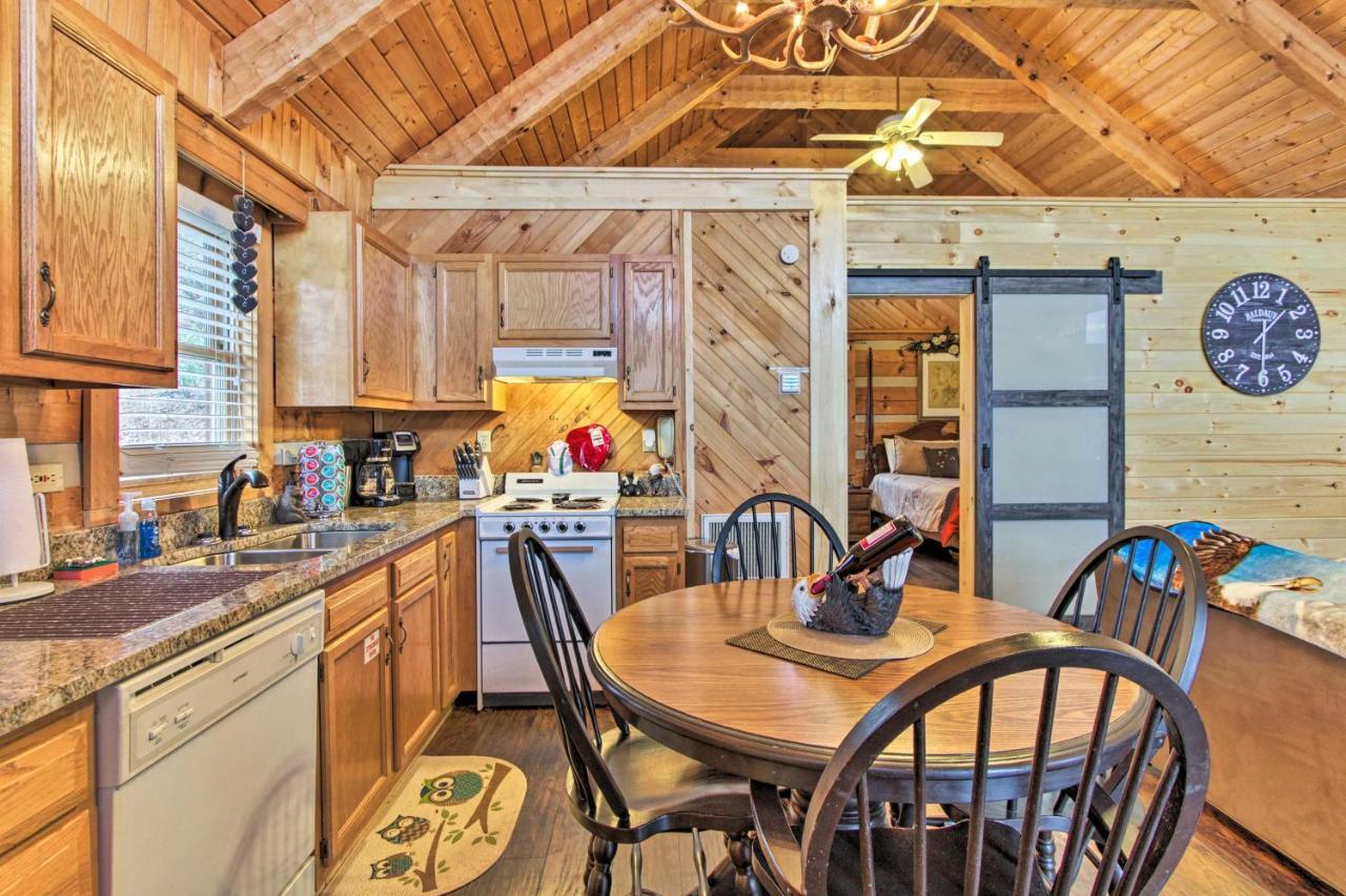 Sevierville Cabin With Private Hot Tub And Fireplace! Exterior foto