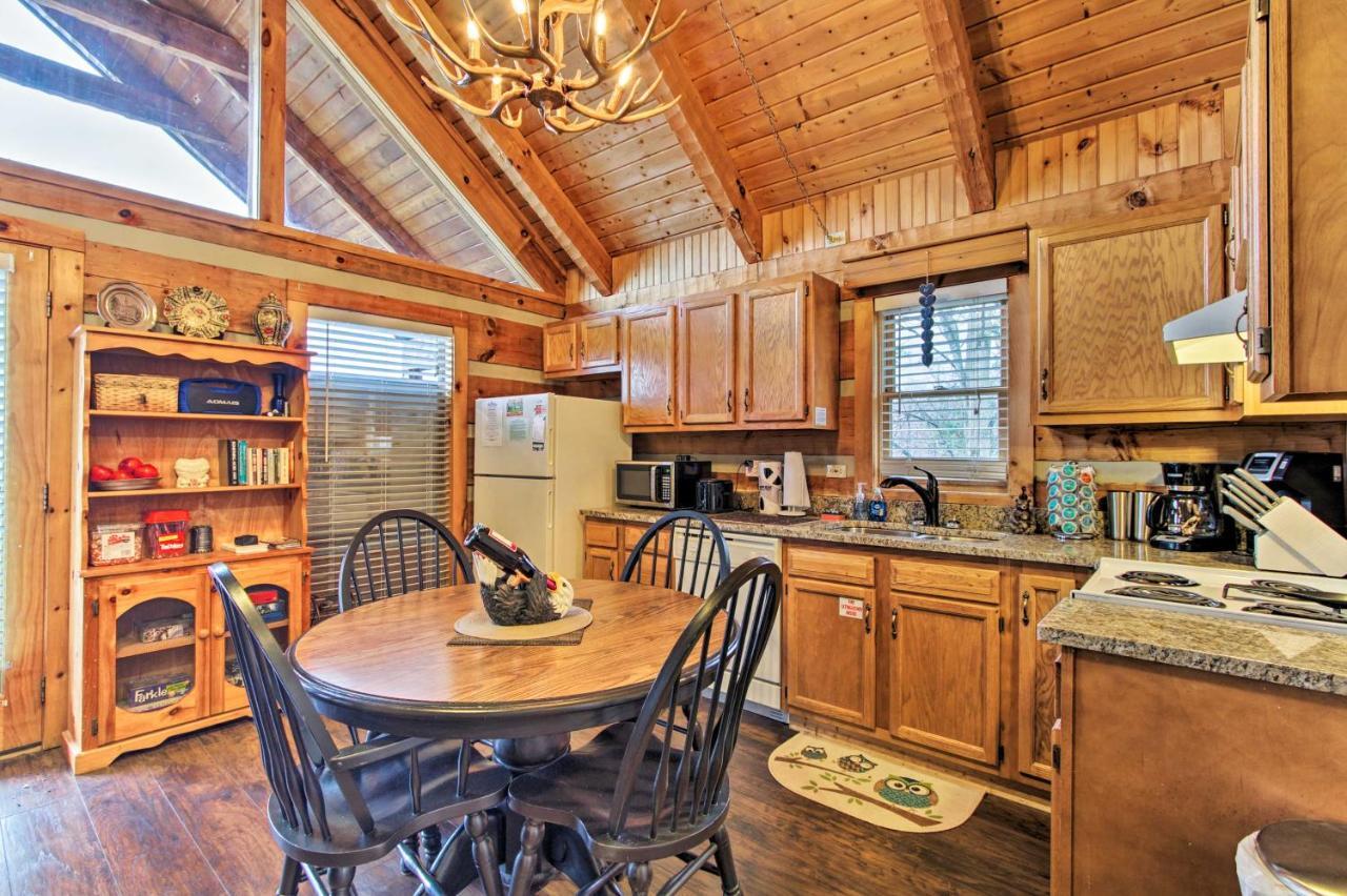 Sevierville Cabin With Private Hot Tub And Fireplace! Exterior foto