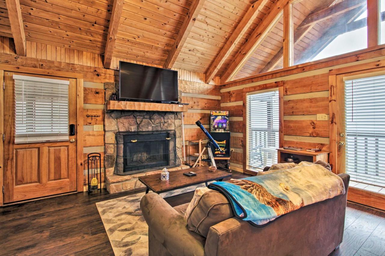 Sevierville Cabin With Private Hot Tub And Fireplace! Exterior foto